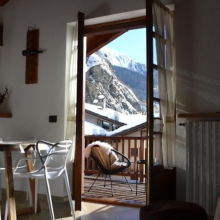 Chalet Mont Blanc De كورمايور المظهر الخارجي الصورة