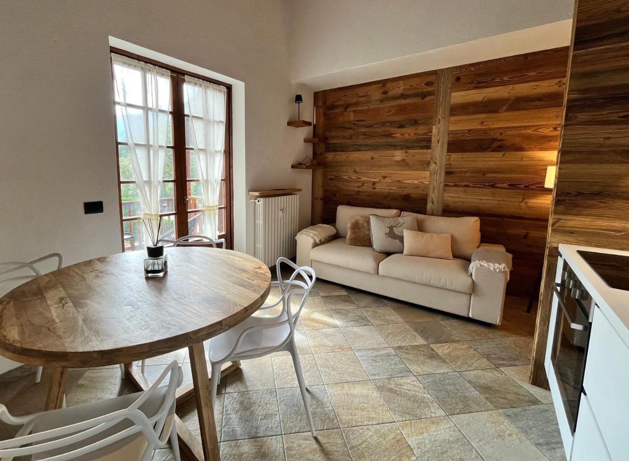Chalet Mont Blanc De كورمايور المظهر الخارجي الصورة